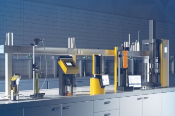 vacation area with lawn sprinklers